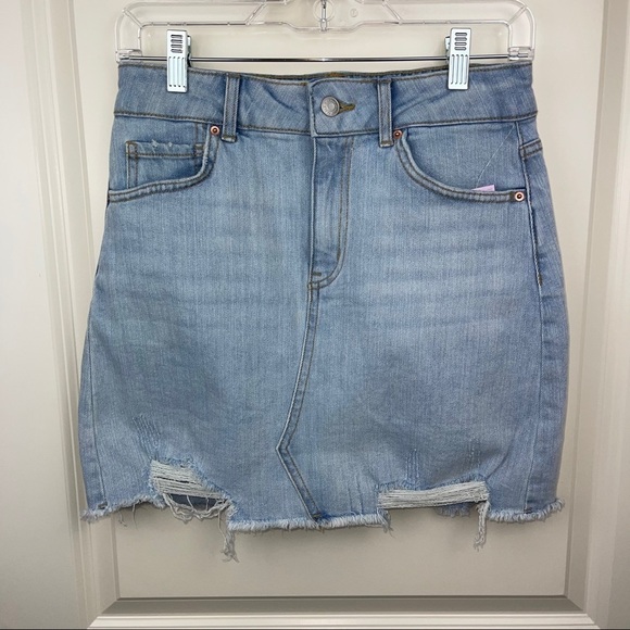 NEW Wild Fable Distressed Jean Skirt Light Wash 2 - Picture 10 of 10